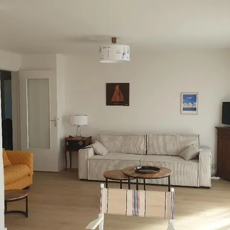 Bel Avec Terrasse A Deux Pas De La * Pornichet