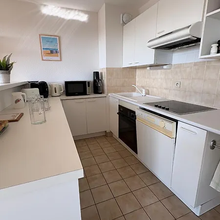 Bel Avec Terrasse A Deux Pas De La *